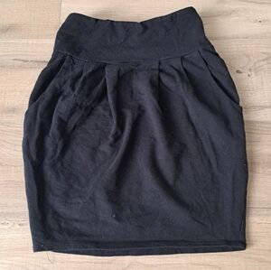 Urban Behavior Black Skirt w/ Pockets